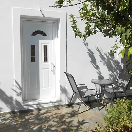 شقة Chrysolithos Kerami *