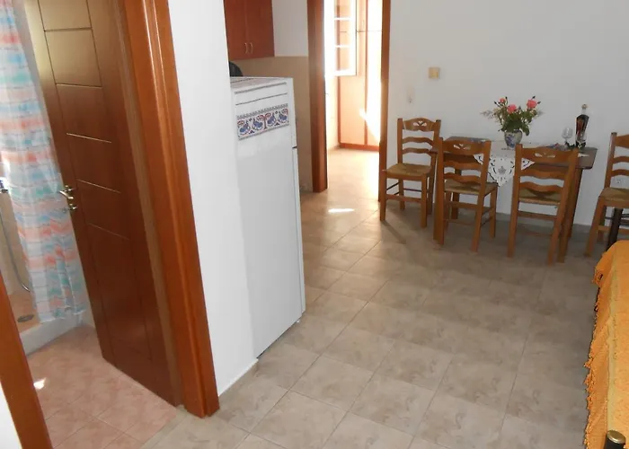 Apartman Chrysolithos Kerami *