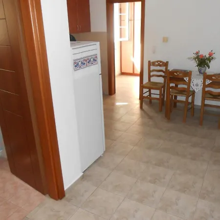 Lejlighed Chrysolithos Kerami *